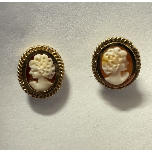 1151 - A pair of 9ct gold cameo earrings (missing backs) and a pair of 9ct gold pendant earrings.