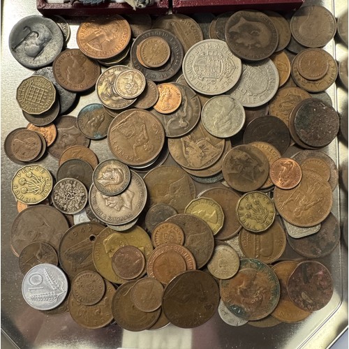 1164 - A mixed lot of coins and badges.