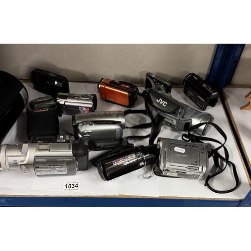 1034 - A good lot of camcorders etc including Canon, JCV etc