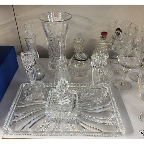 1063 - A dressing table set, 6 wine glasses, decanter, boxed P&O, set of champagne flutes etc