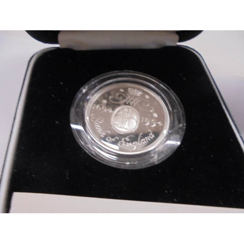 1105 - A 1994 silver proof £2 coin and a 1995 Guernsey silver proof £2 coin.