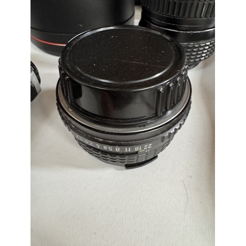 1470 - A good collection of cameras including 3 Pontax ME Super, Pentax MX, Mirror lens 900mm, Troika RMC 5... 