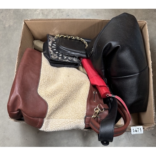 1471 - A quantity of various handbags