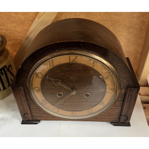 1476 - 2 1930s mantle clocks, 1 missing key