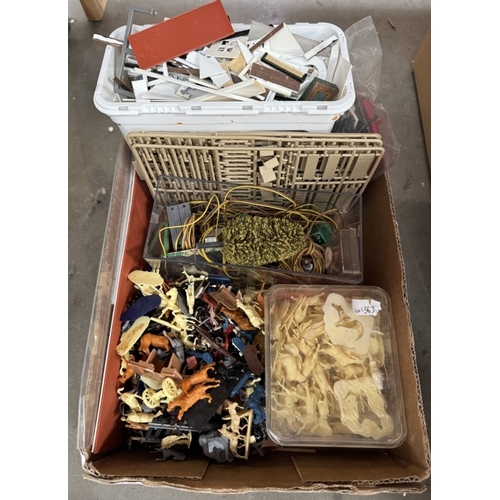 1479 - A quantity of miniature plastic soldiers & horses (Some Airfix) & Model makers surplus materials (Ma... 