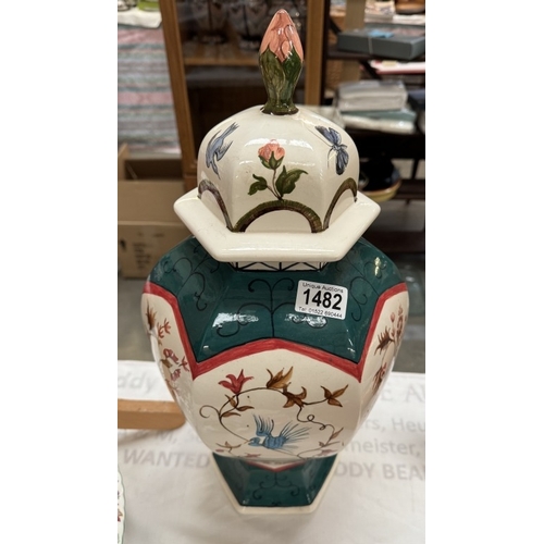 1482 - A large lidded vase signed S.Baxter