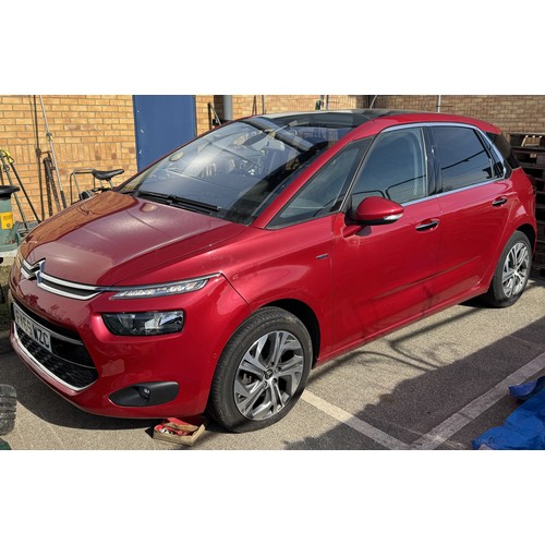 1500 - A 2015 Citroen C4 Picasso 1.6 diesel Automatic. MOT 31/10/2025. Mileage 7169