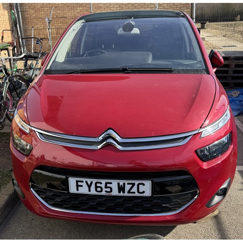 1500 - A 2015 Citroen C4 Picasso 1.6 diesel Automatic. MOT 31/10/2025. Mileage 7169