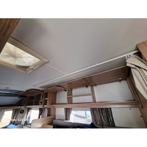 1500A - Coachman VIP 520 4 Caravan