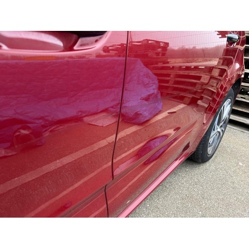 1500 - A 2015 Citroen C4 Picasso 1.6 diesel Automatic. MOT 31/10/2025. Mileage 7169