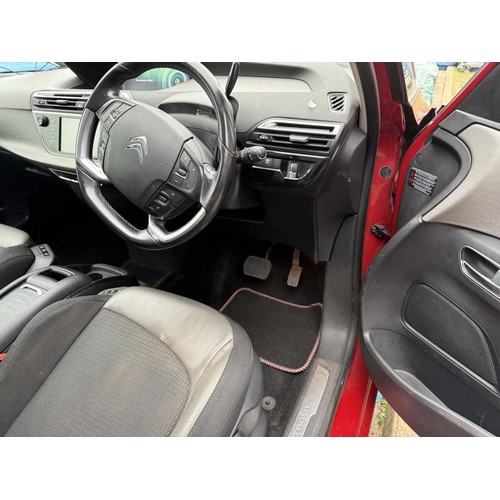1500 - A 2015 Citroen C4 Picasso 1.6 diesel Automatic. MOT 31/10/2025. Mileage 7169