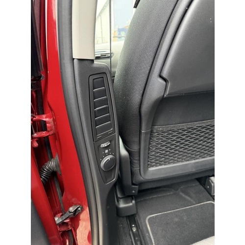 1500 - A 2015 Citroen C4 Picasso 1.6 diesel Automatic. MOT 31/10/2025. Mileage 7169