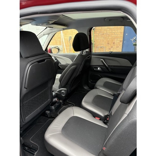 1500 - A 2015 Citroen C4 Picasso 1.6 diesel Automatic. MOT 31/10/2025. Mileage 7169