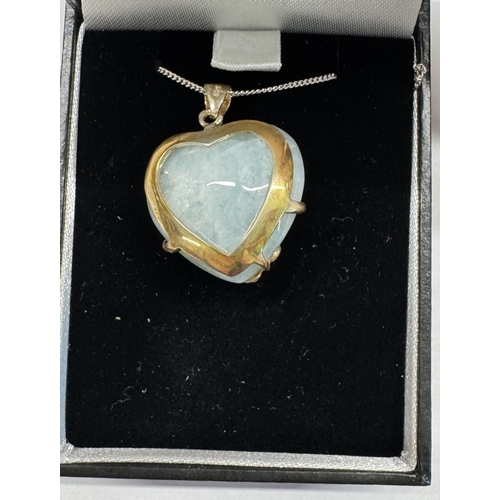 1100V - 4 Silver pendants