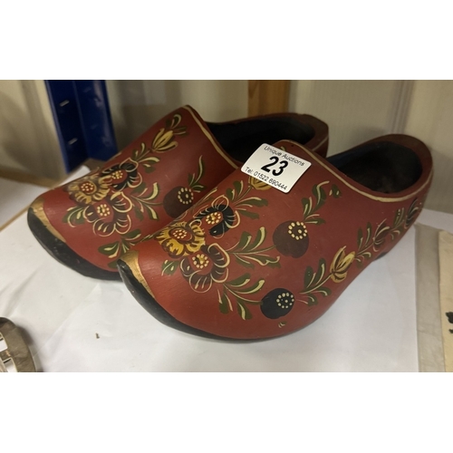 Lot 23        