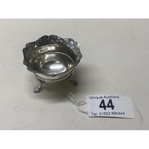 Lot 44        