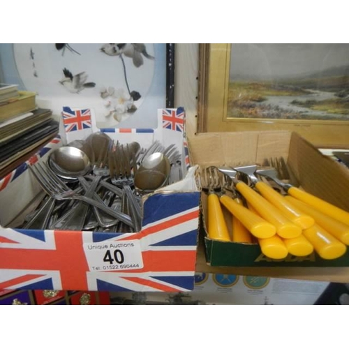 40 - A good lot of cutlery.