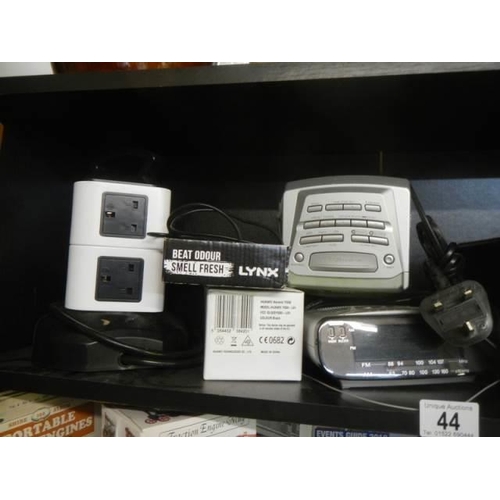 44 - A quantity of household items.