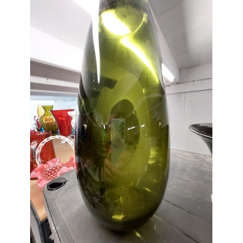 184 - 3 Fantastic large vases