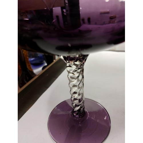 185 - 7 Whitefriar items etc