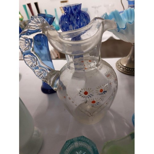 189 - A quantity of colourful Murano / Bohemian glass