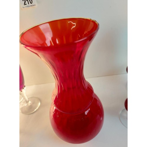 210 - A quantity of 1970s glassware