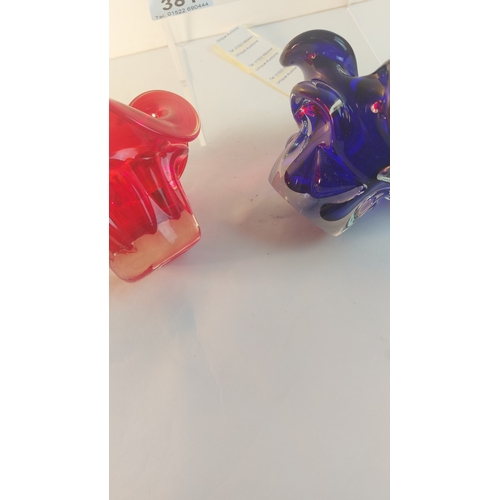 381 - 2 Art glass ashtrays blue & red