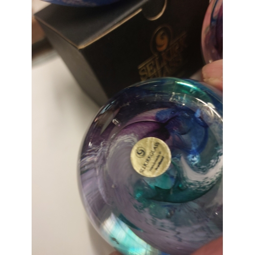 386 - 5 Selkirk Glass pieces