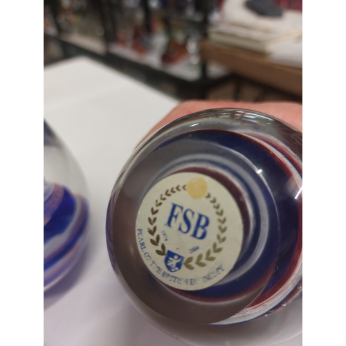 390 - 4 Expo paperweights