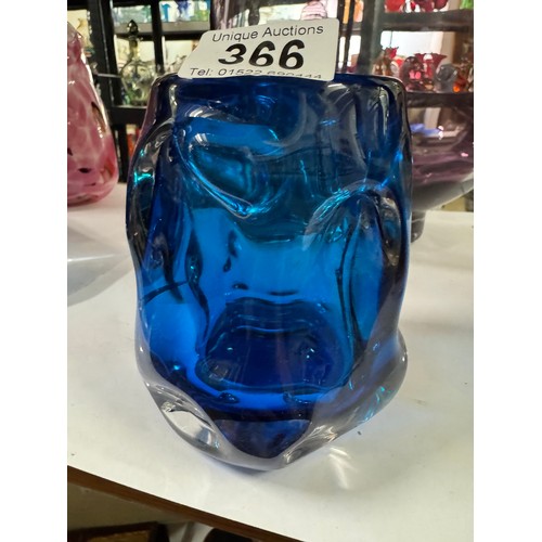 366 - A Geoffrey Baxter knobbly vase A/F