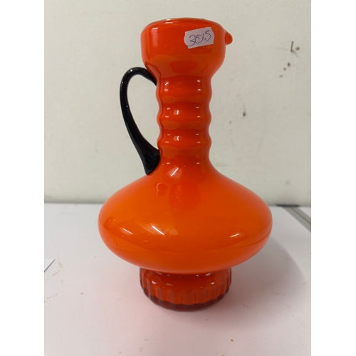 374A - A mid century Empoli glass vase