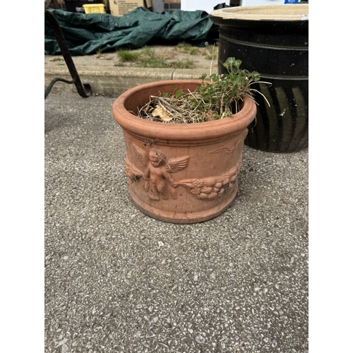 492 - A Terracotta & clay pot