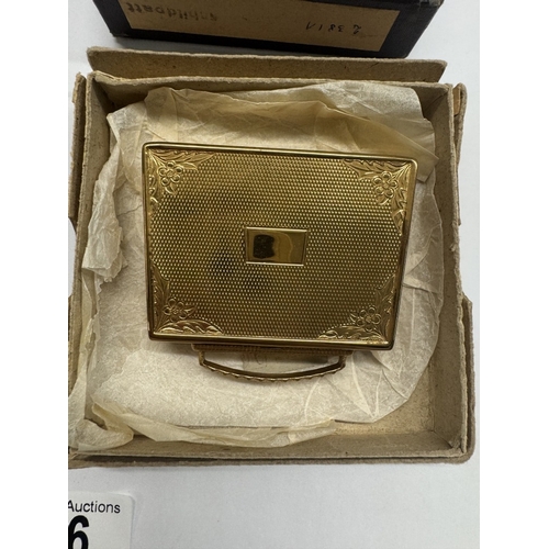 86 - A good lot of compacts including musical examples, hangbag etc