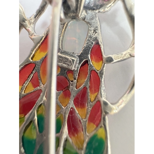 16 - A silver plique a jour brooch / pendant (4 grams)