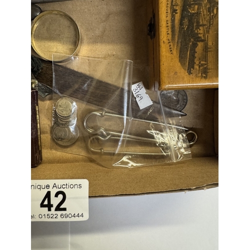 42 - A silver handled shoe horn & button hooks etc including 14 grams pre 1920 silver coins
