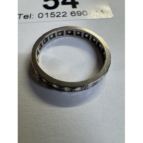 54 - A white gold & diamond ring