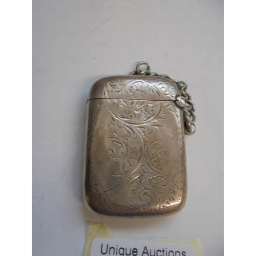 18 - A silver vesta case.