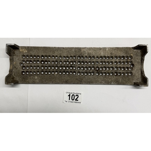 102 - An unusual metal cribbage board advertising L.J Boobyer outfitter, 26 The Strait Lincoln