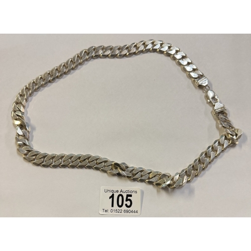 105 - A heavy silver chain (150 grams)