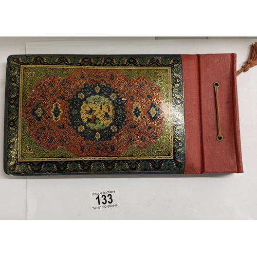 133 - A vintage ornate lacquer paper mache photo album (Some leaf a/f)