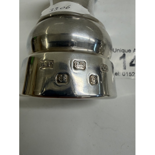 146 - A set of sillver salt & pepper pots (Gross weights 135.21 grams & 143.49 grams)