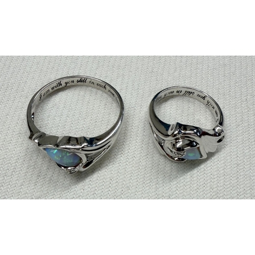 90H - A collection of silver & gilt silver jewellery including rings & necklaces