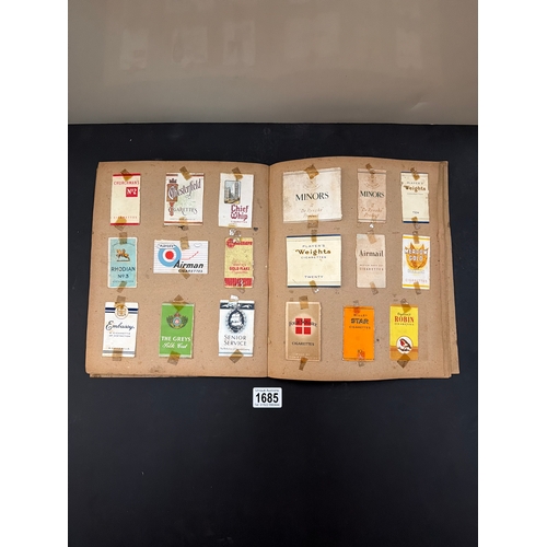 1685 - A scrap book filled with tobaccorama