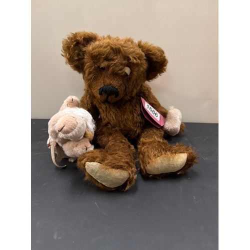 1686 - A Valentines bear ‘Thug’