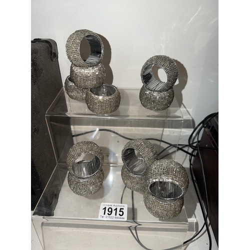 1915 - 12 Sparkly napkin rings