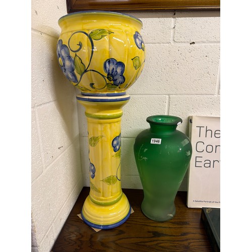 1946 - A Large Plant Pot and Stand