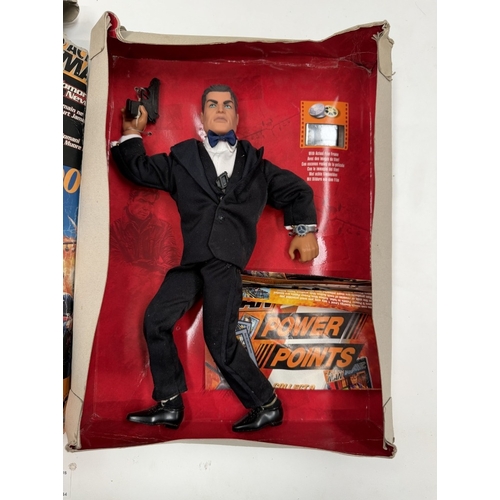 732 - A James Bond Tomorrow Never Dies 007 Action Man doll in box