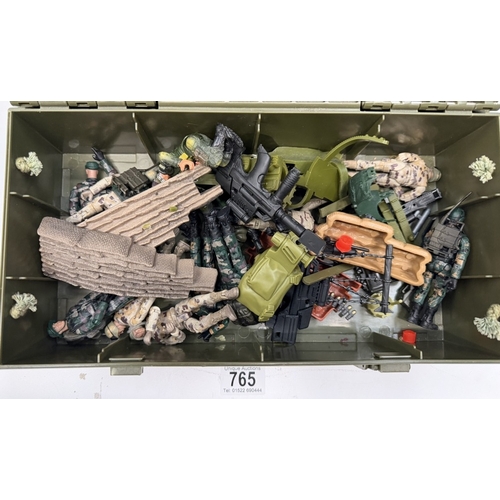765 - A quantity of miniature soldiers, miniature guns etc
