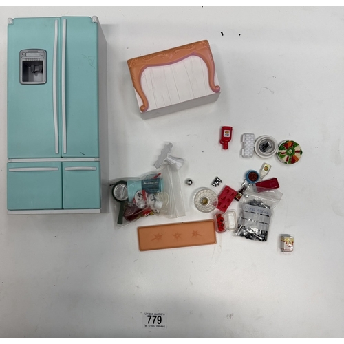 779 - 4 Bags of Sindy / Barbie clothing, accessories & furniture