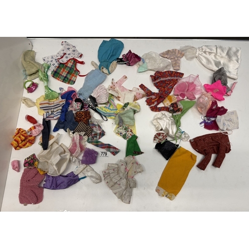 779 - 4 Bags of Sindy / Barbie clothing, accessories & furniture